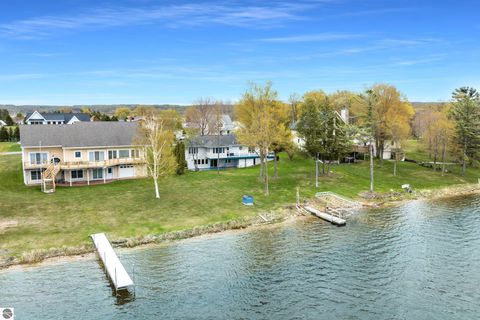 Tiny photo for 16950 First Street, Arcadia, MI 49613 (MLS # 1945172)