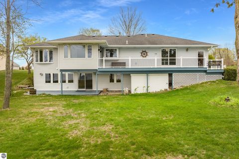 Photo of 16950 First Street, Arcadia, MI 49613 (MLS # 1945172)