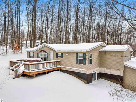 Tiny photo for 138 W Ridge Circle, Leroy, MI 49655 (MLS # 1941903)