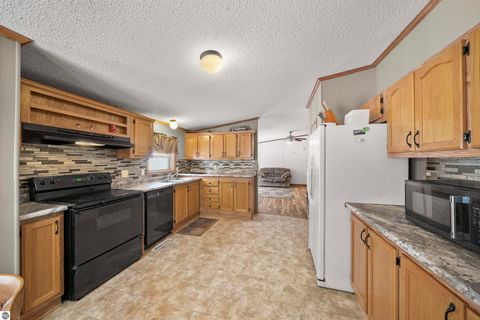 Tiny photo for 138 W Ridge Circle, Leroy, MI 49655 (MLS # 1941903)