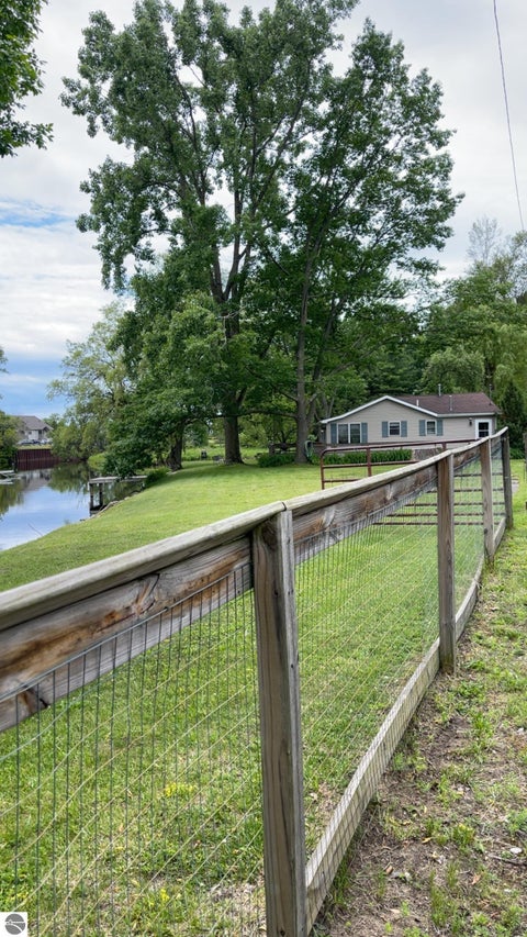 Tiny photo for 429 Hamilton Road, Tawas City, MI 48763 (MLS # 1946936)