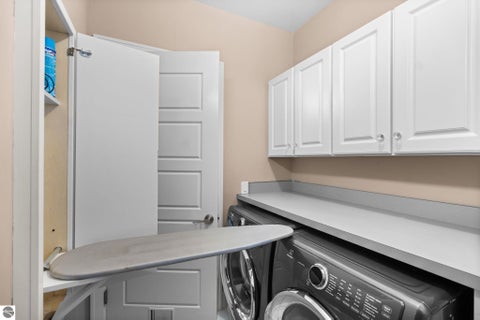 Tiny photo for 311 E Eighth Street, Traverse City, MI 49684 (MLS # 1948592)