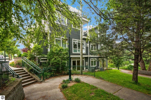 Tiny photo for 311 E Eighth Street, Traverse City, MI 49684 (MLS # 1948592)