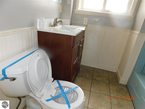 Tiny photo for 825 Wallace Street, Cadillac, MI 49601 (MLS # 1942453)