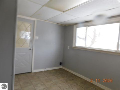 Tiny photo for 825 Wallace Street, Cadillac, MI 49601 (MLS # 1942453)