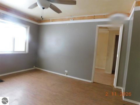 Tiny photo for 825 Wallace Street, Cadillac, MI 49601 (MLS # 1942453)