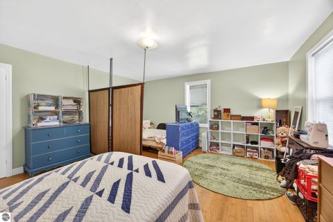 Tiny photo for 415 Crippen Street, Cadillac, MI 49601 (MLS # 1946547)