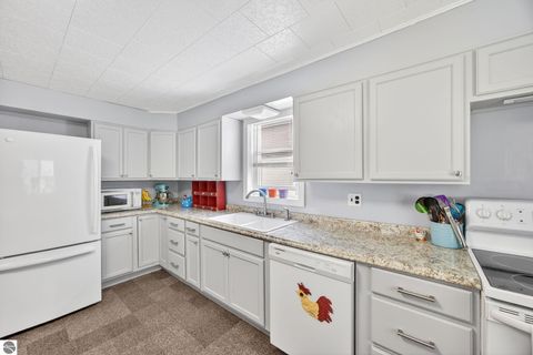 Tiny photo for 415 Crippen Street, Cadillac, MI 49601 (MLS # 1946547)