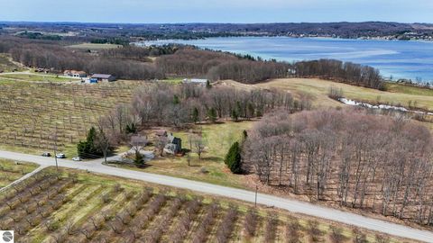 Tiny photo for 470 S Donnybrook Road, Suttons Bay, MI 49682 (MLS # 1944057)