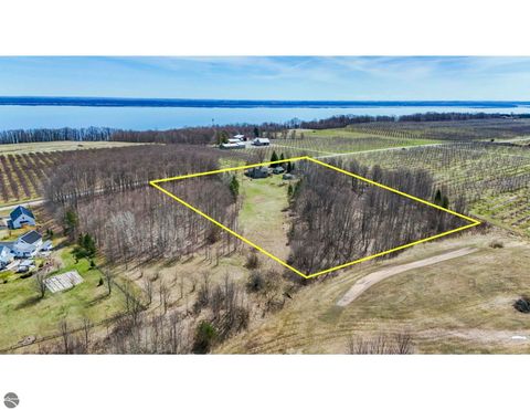 Tiny photo for 470 S Donnybrook Road, Suttons Bay, MI 49682 (MLS # 1944057)