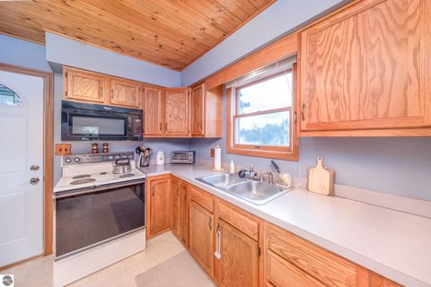 Tiny photo for 10197 E Royal Road, Canadian Lakes, MI 49346 (MLS # 1942734)