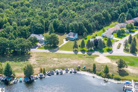 Tiny photo for 10197 E Royal Road, Canadian Lakes, MI 49346 (MLS # 1942734)