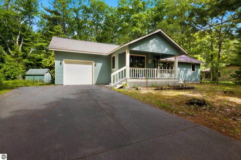 Photo of 13023 N Forest Beach Shores, Northport, MI 49670 (MLS # 1947091)