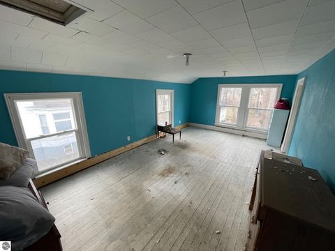 Tiny photo for 108 S Pine, St Louis, MI 48880 (MLS # 1942937)