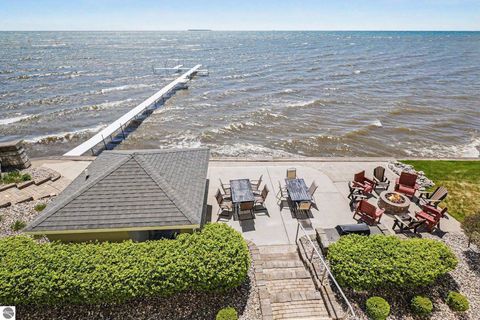 Tiny photo for 576 N Huron Rd #202, Au Gres, MI 48703 (MLS # 1945604)