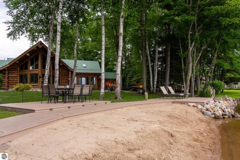 Tiny photo for 2095 Middle Haven Drive, Gladwin, MI 48624 (MLS # 1947189)