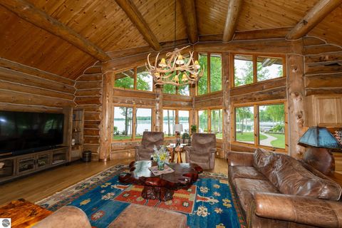 Tiny photo for 2095 Middle Haven Drive, Gladwin, MI 48624 (MLS # 1947189)