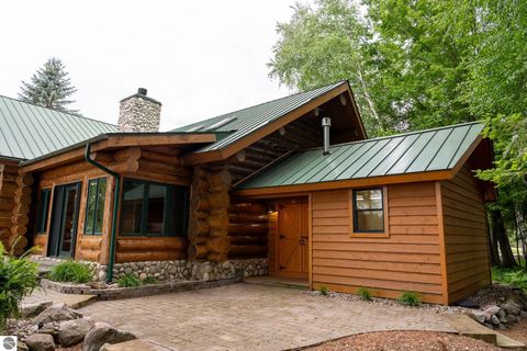 Tiny photo for 2095 Middle Haven Drive, Gladwin, MI 48624 (MLS # 1947189)
