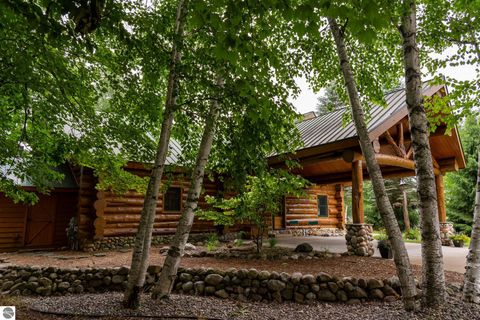 Tiny photo for 2095 Middle Haven Drive, Gladwin, MI 48624 (MLS # 1947189)