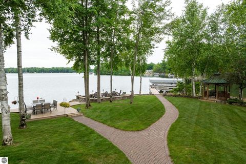 Tiny photo for 2095 Middle Haven Drive, Gladwin, MI 48624 (MLS # 1947189)