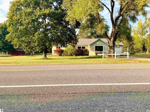 Tiny photo for 4774 W 16 Road, Mesick, MI 49668 (MLS # 1951609)