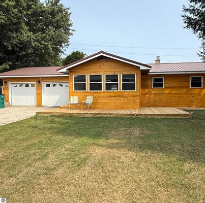 702 ASH ST, LUTHER, MI 49656 - Image ffe452db7cbefc49de5289b7c5b42b8b/4212124377