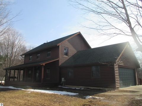 Tiny photo for 6203 S Whiteville Road, Mt Pleasant, MI 48858 (MLS # 1942344)