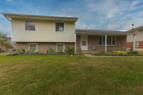 Photo of 224 Paddock Drive, Versailles, KY 40383 (MLS # 25017223)