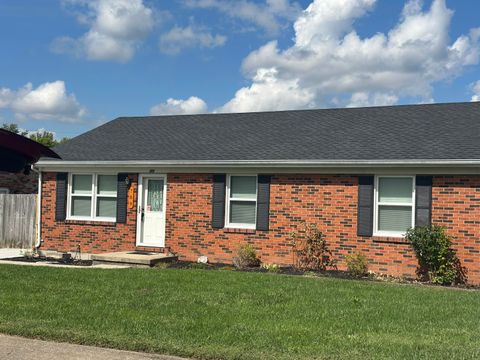 Photo of 709 Hickory Hill Drive, Nicholasville, KY 40356 (MLS # 25502063)