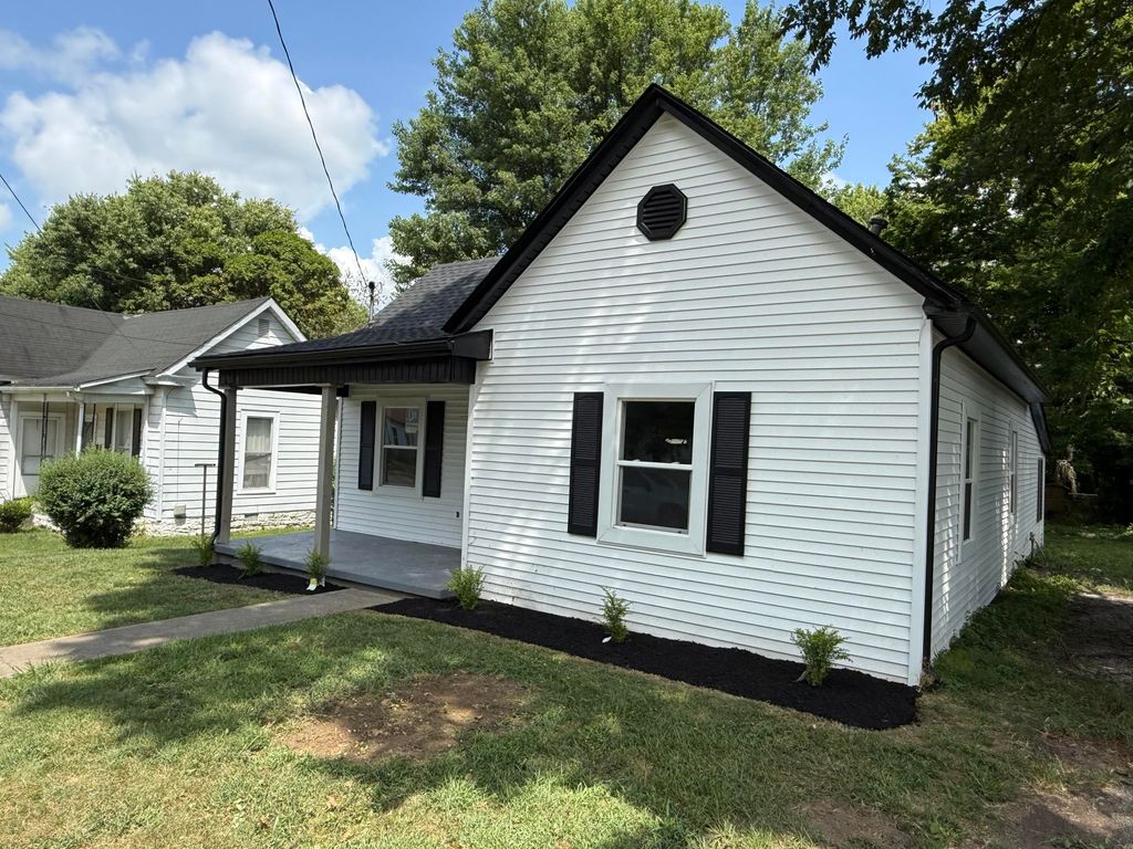Photo of 447 Smith Street, Danville, KY 40422 (MLS # 25505262)