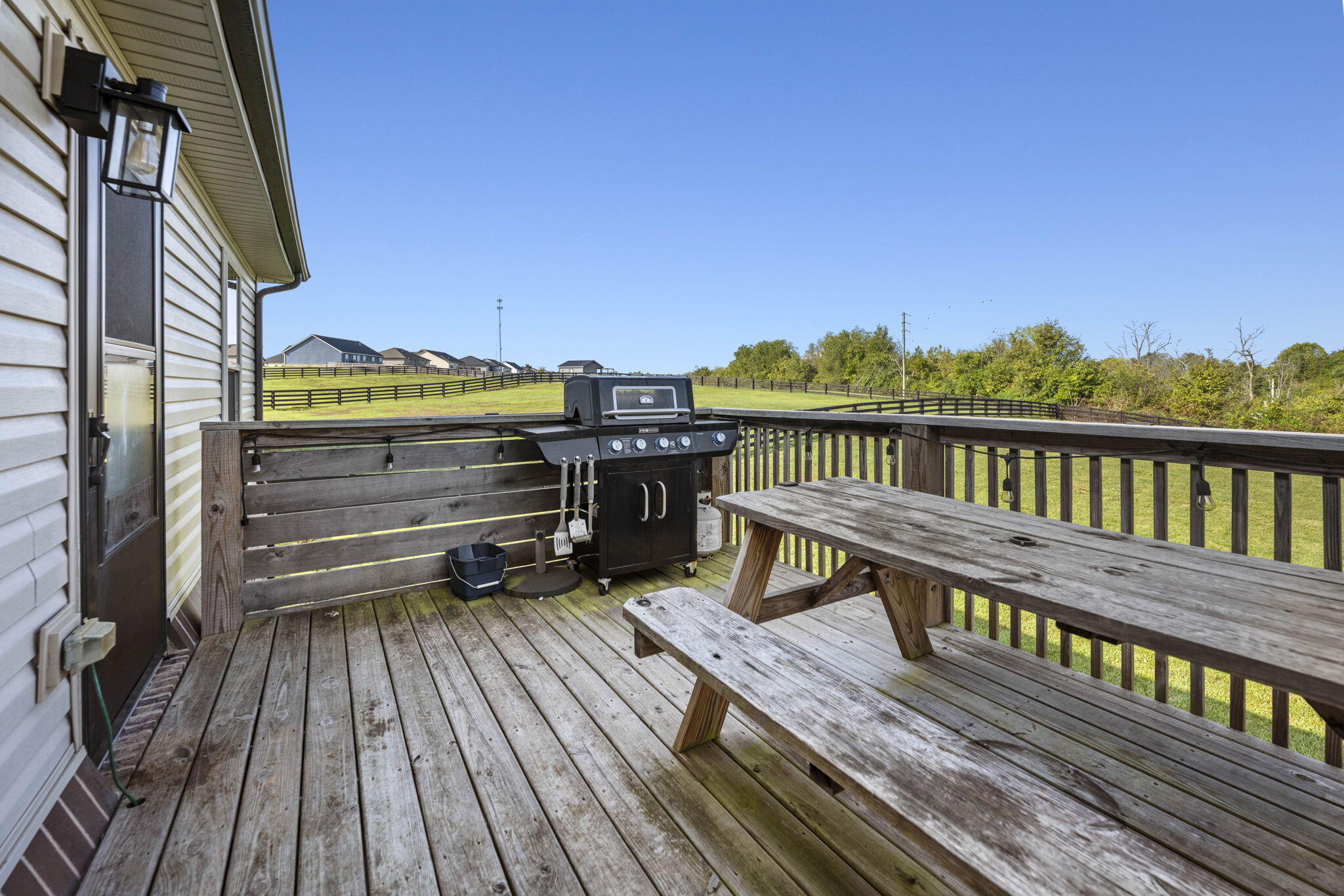 Richmond, Kentucky 40475, United States, 3 Bedrooms Bedrooms, ,2 BathroomsBathrooms,Residential,Active,209091