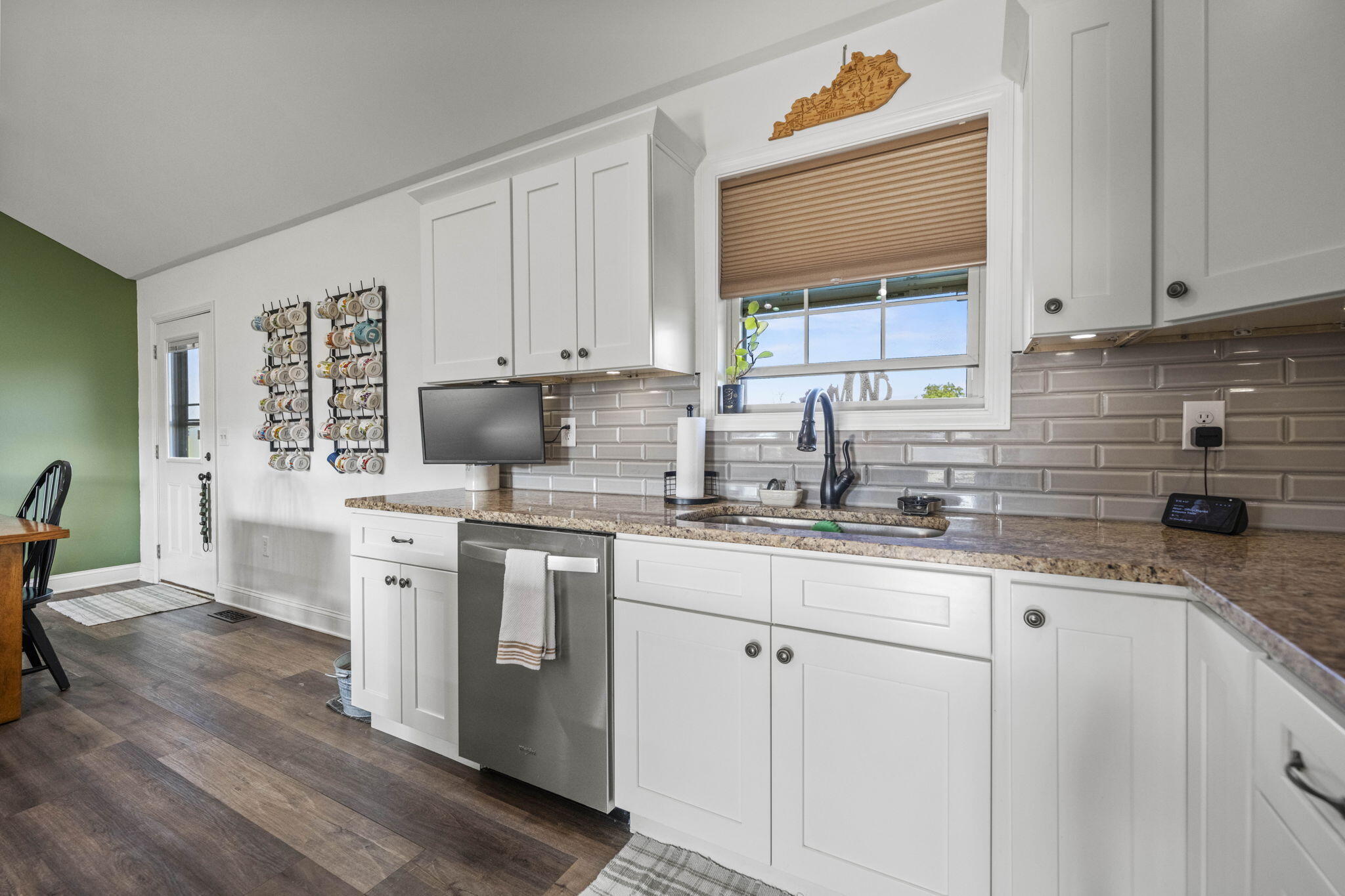 Richmond, Kentucky 40475, United States, 3 Bedrooms Bedrooms, ,2 BathroomsBathrooms,Residential,Active,209091