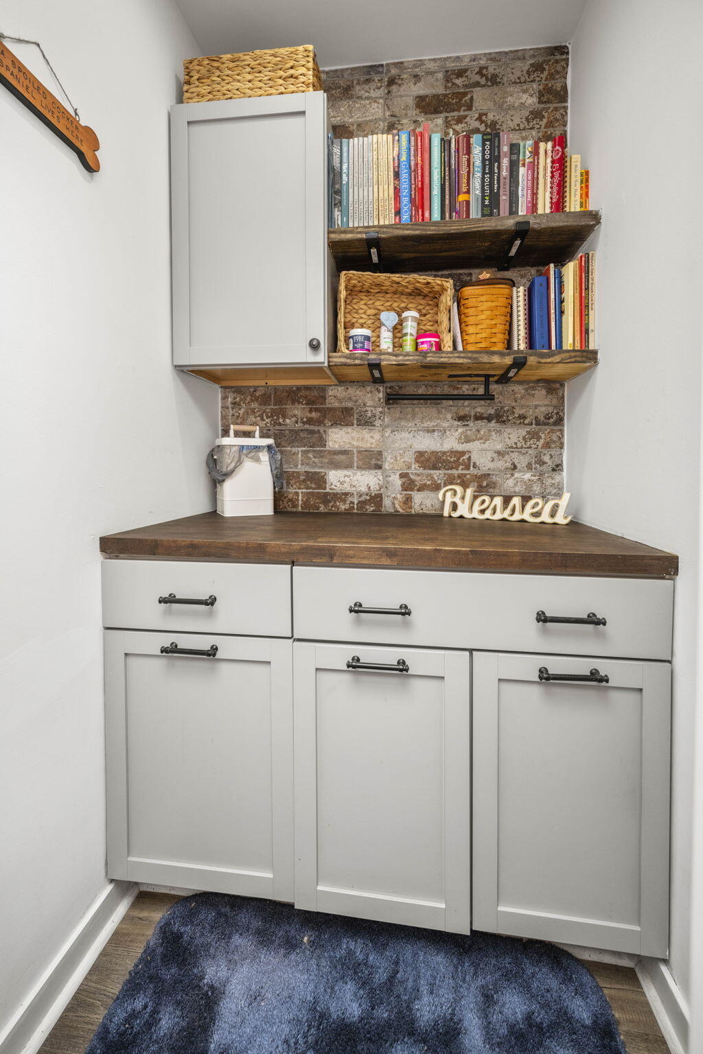 Richmond, Kentucky 40475, United States, 3 Bedrooms Bedrooms, ,2 BathroomsBathrooms,Residential,Active,209091