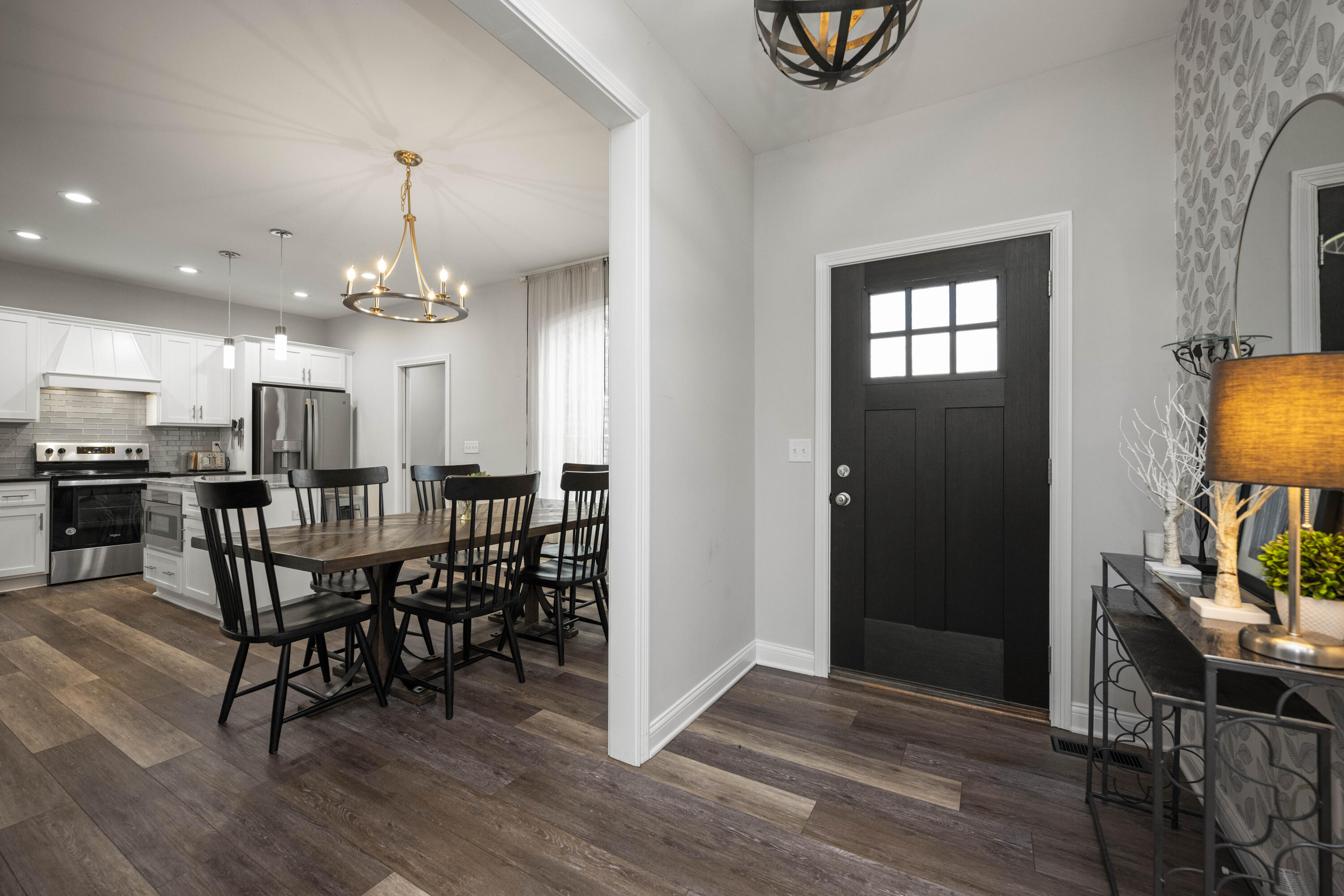 Richmond, Kentucky 40475, United States, 3 Bedrooms Bedrooms, ,2 BathroomsBathrooms,Residential,Active,11084