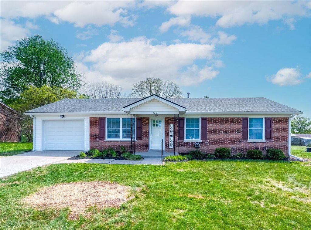 Photo of 320 Bellechase Lane, Nicholasville, KY 40356 (MLS # 26007982)
