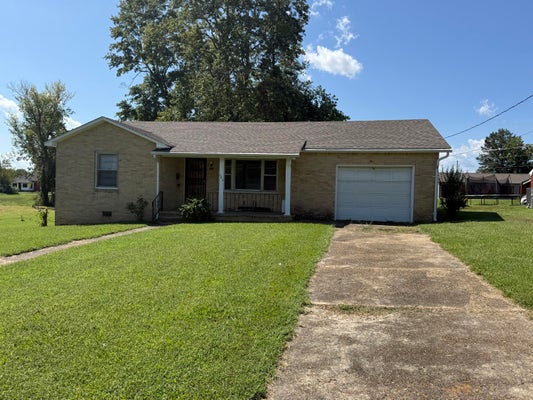 123 S 1ST ST, MAYFIELD, KY 42066 - Image 045a3bf3bfcf4fd368bce1dc04bbb184/3997080811
