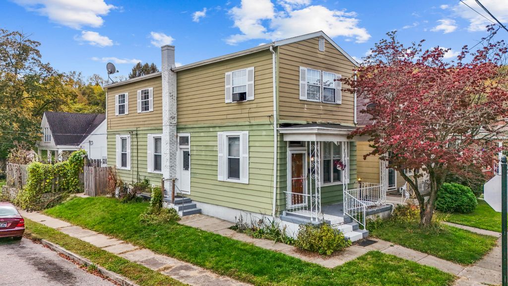 Photo of 199 Kenton Street, Bromley, KY 41016 (MLS # 25504918)