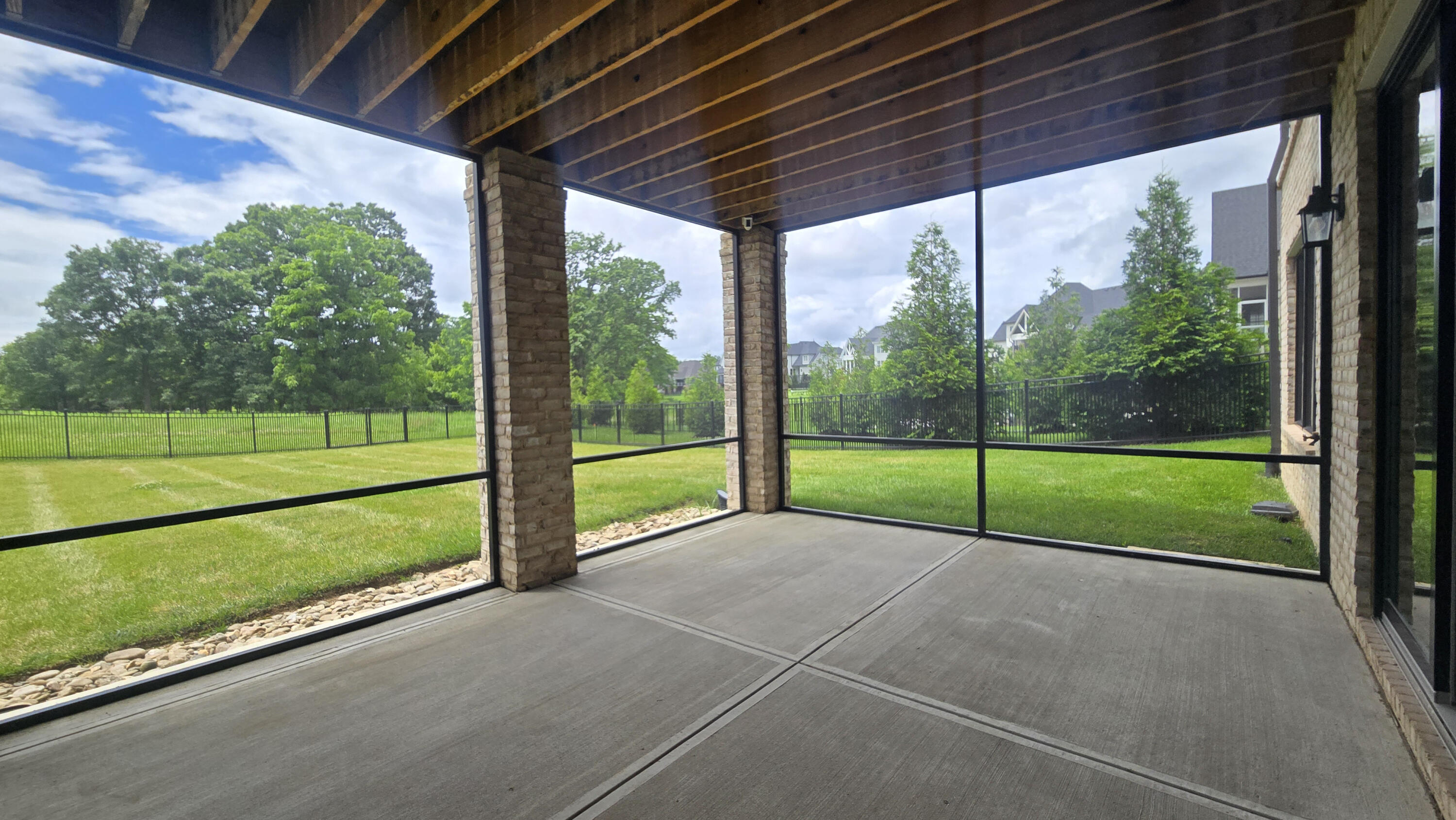 Lexington, Kentucky 40509, United States, 5 Bedrooms Bedrooms, ,5 BathroomsBathrooms,Residential,Active,153789