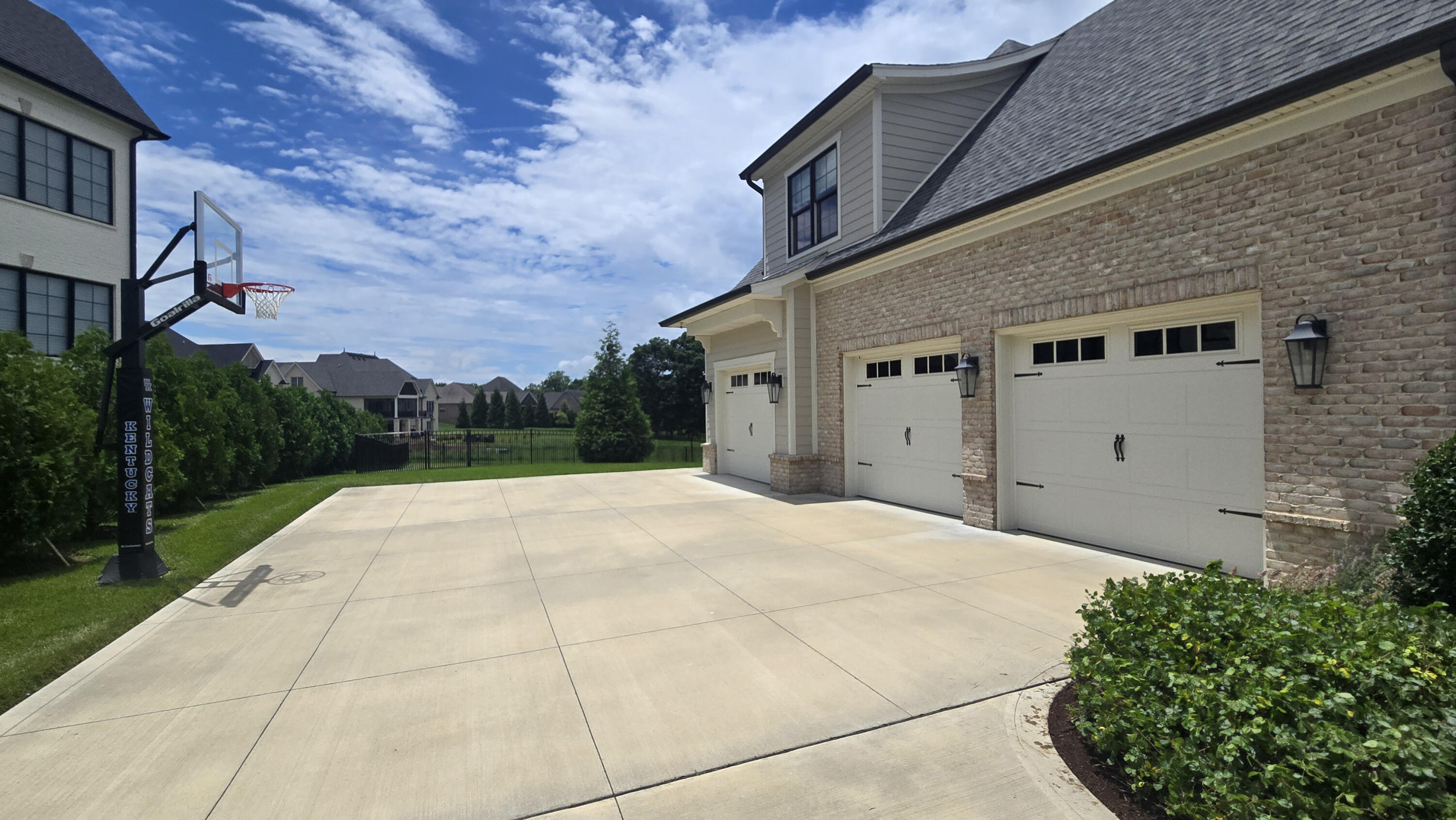 Lexington, Kentucky 40509, United States, 5 Bedrooms Bedrooms, ,5 BathroomsBathrooms,Residential,Active,153789