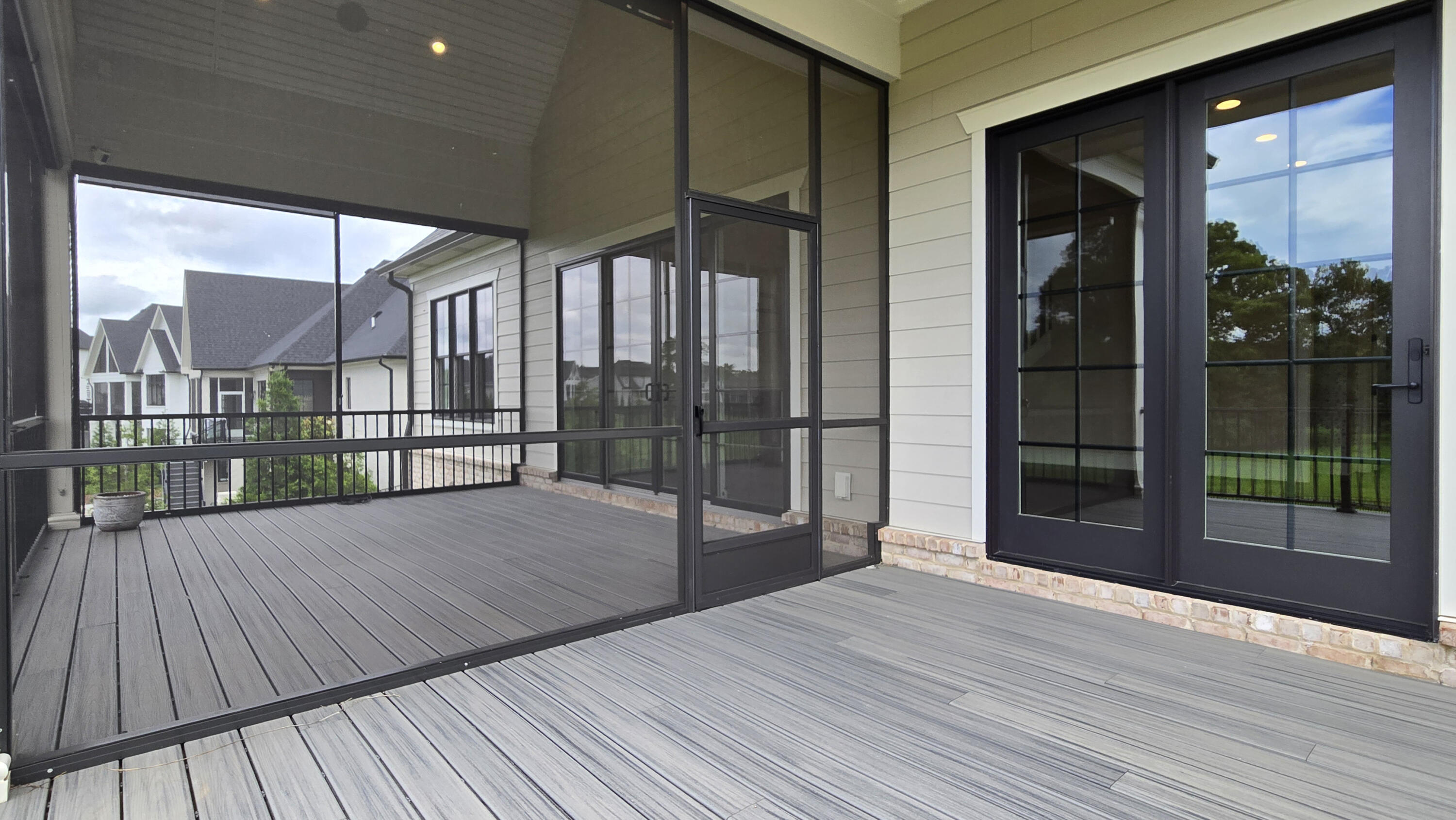 Lexington, Kentucky 40509, United States, 5 Bedrooms Bedrooms, ,5 BathroomsBathrooms,Residential,Active,153789