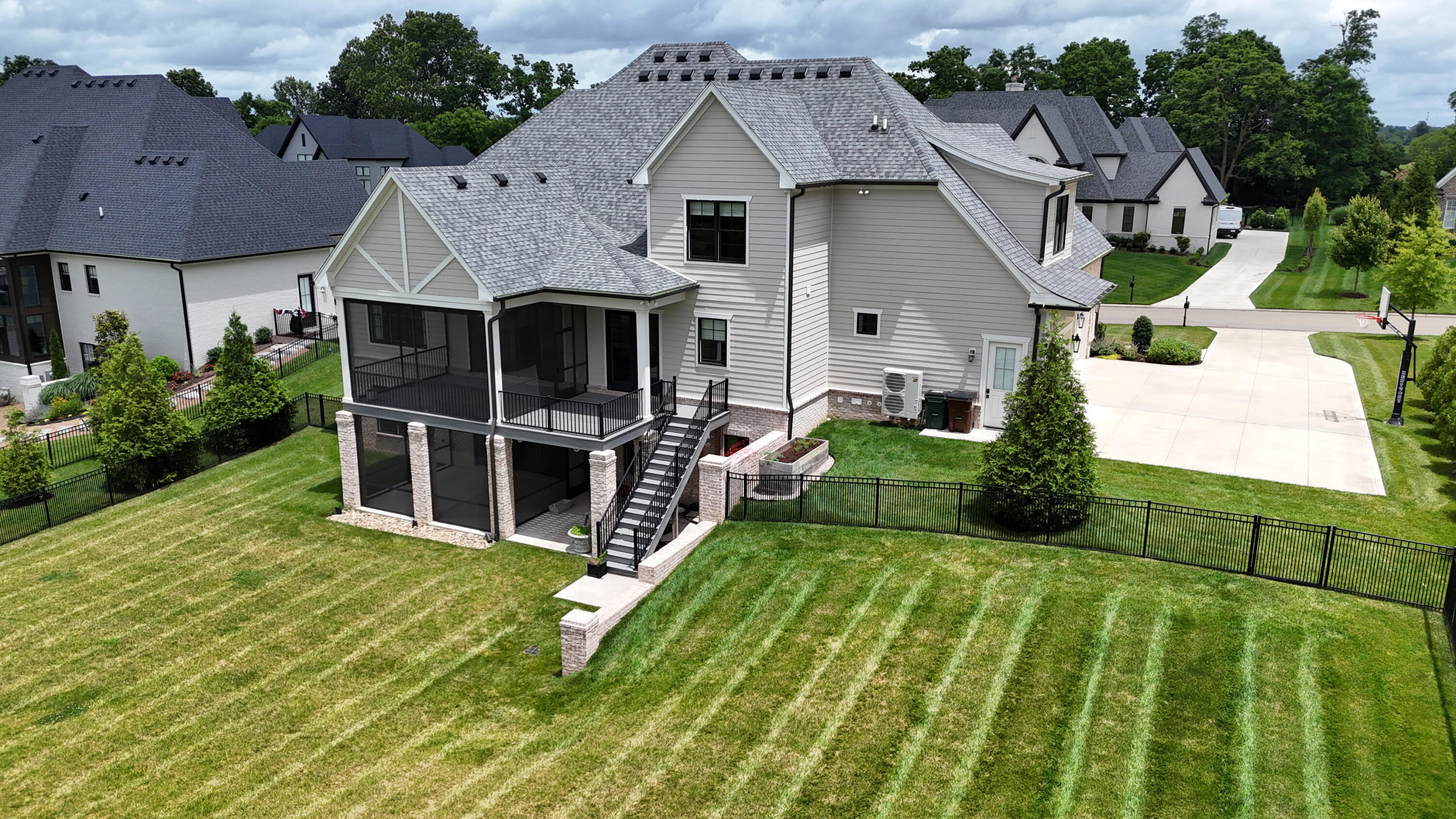 Lexington, Kentucky 40509, United States, 5 Bedrooms Bedrooms, ,5 BathroomsBathrooms,Residential,Active,153789