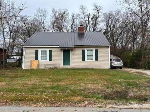 Photo of 122 Oliver Drive, Richmond, KY 40475 (MLS # 25506011)