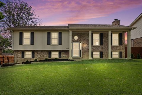 Photo of 320 Whitfield Drive, Lexington, KY 40515 (MLS # 25500408)