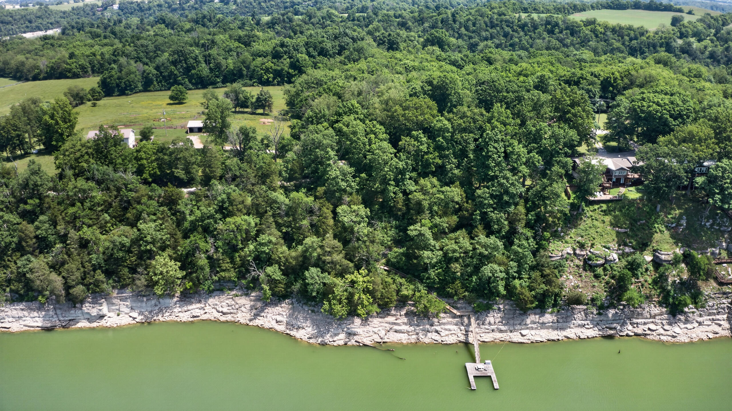 Photo 1 of 10 — 292 Lakeview Point, Harrodsburg, KY 40330