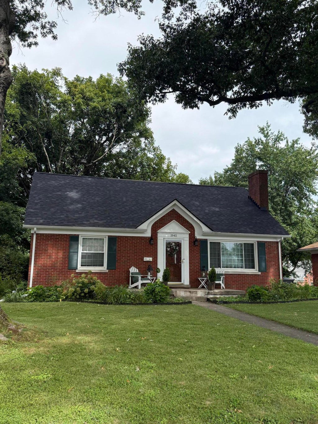 Photo of 1945 Vicksburg Road, Lexington, KY 40504 (MLS # 26020703)
