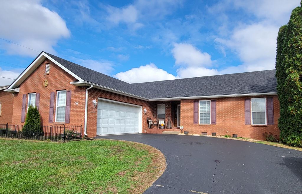 Photo of 100 Devonne Drive, Mt Sterling, KY 40353 (MLS # 25505018)