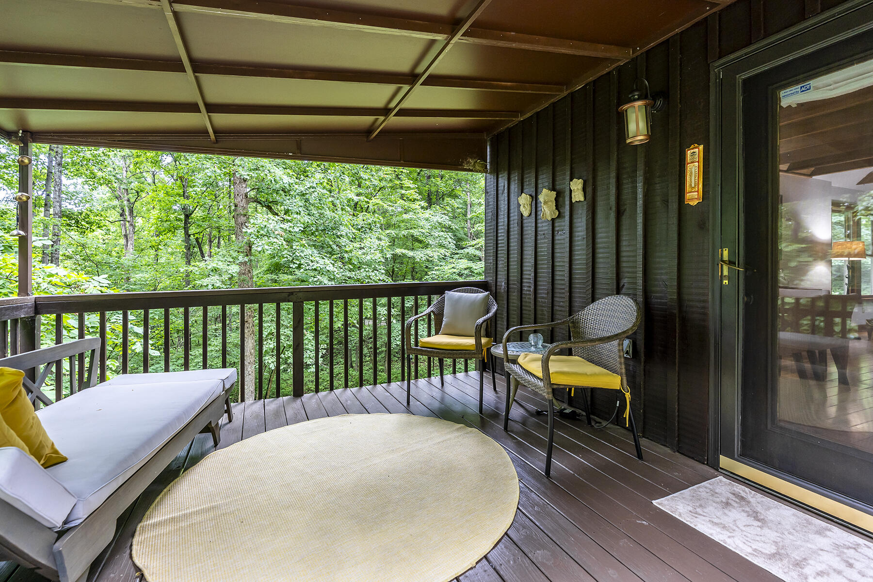 Berea, Kentucky 40403, United States, 3 Bedrooms Bedrooms, ,2 BathroomsBathrooms,Residential,Contingent,154225