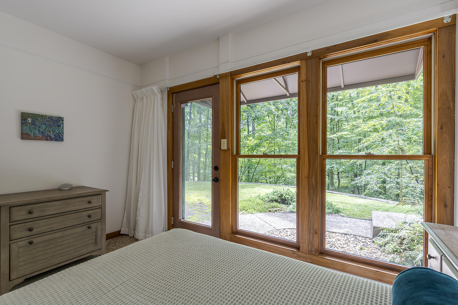 Berea, Kentucky 40403, United States, 3 Bedrooms Bedrooms, ,2 BathroomsBathrooms,Residential,Contingent,154225