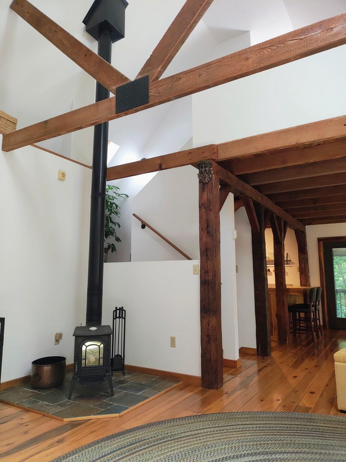 Berea, Kentucky 40403, United States, 3 Bedrooms Bedrooms, ,2 BathroomsBathrooms,Residential,Contingent,154225