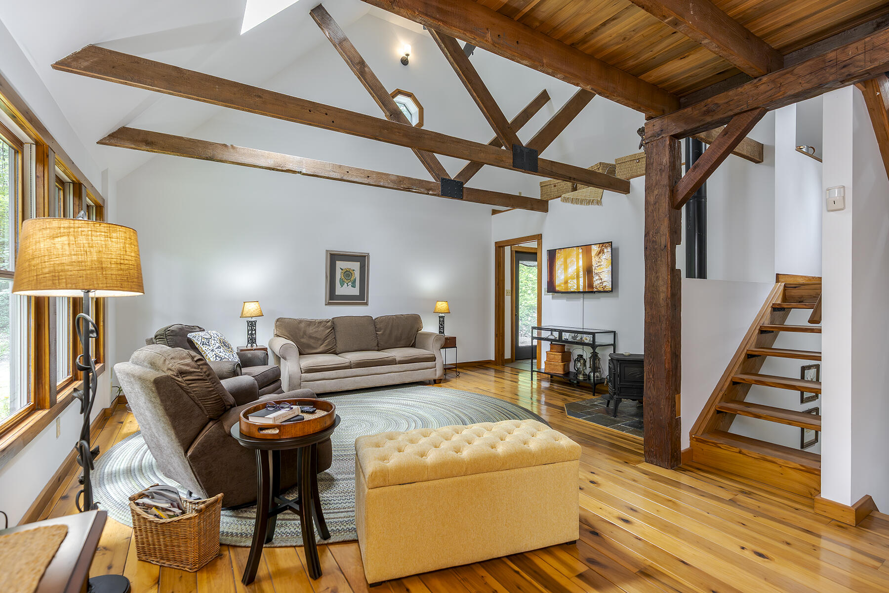 Berea, Kentucky 40403, United States, 3 Bedrooms Bedrooms, ,2 BathroomsBathrooms,Residential,Contingent,154225